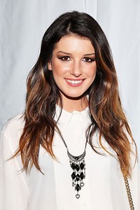 Shenae Grimes - Alchetron, The Free Social Encyclopedia