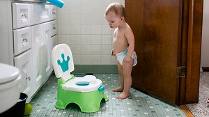 What to Do if Your Toddler Refuses to Poop on the Potty