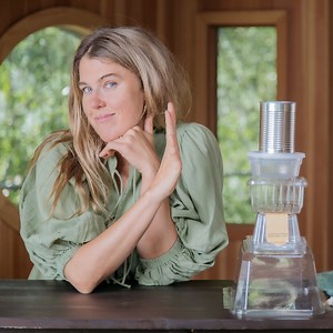Kate Nelson offers simple, easy, inexpensive, and natural alternatives to plastic that will leave you feeling empowered to clear the toxic clutter from all areas of your life. Click now and begin today for FREE! | Commune