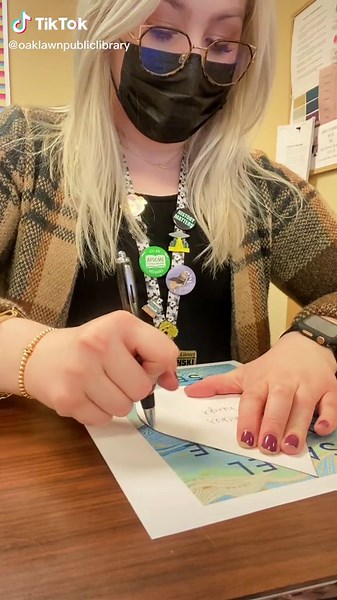 Oak Lawn Public Library on TikTok