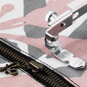 Less than a month to go to book your place on our latest workshop where we will teach you how to sew a zipped pouch. 🧵 Machine Basics Sewing Masterclass 📅 18th Feb 2025 🕙 10am (Duration: 3 hours) 📍 Chester Showroom ✨ Limited spaces available! Don’t miss out—secure your spot now and improve your sewing skills. 🔗 Book your place and explore all our sewing workshops here: https://s.mtrbio.com/jcfjnewapm #sewingclasses #sewingcommunity #sewingessentials #sewingtips | Jaycotts - Online Sewing St