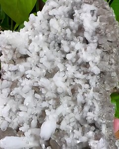 2.8K views · 554 reactions | Clear quartz cluster specimen #crystal #specimen | SD Crystal | Facebook