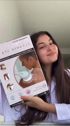 Upgrade your shower routine with the Flawless Cleanse Spa! Save 20% when you bundle the Cleanse Shower Wand Cleanse Spa 3-pack Replacement with code: SPADAY on FlawlessBeauty.com 🛀🚿✨ | Finishing Touch Flawless