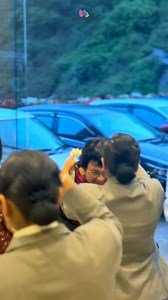 Step into the heart of Munnar, where every moment is infused with the rich culture and natural beauty of our region. Upon arrival, we greet you with our signature Ponnada and garlands handcrafted from delicate jasmine buds, filling the air with their soothing fragrance. Feel the warmth of a traditional ginger tea, specially served to comfort you during the crisp winter season, as you breathe in the aromatic embrace of nature. Welcome to Blanket Hotel & Spa, Munnar—where your journey begins with 