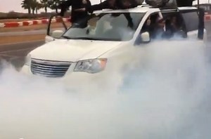 Minivan burnout