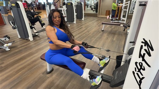 Back Day Workout Tips with Trainer Ava Devine