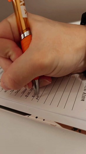 should i do an updated night routine 35 weeks pregnant? #pregnancytiktok #pregnancyjourney #newmom #8monthspregnant #pregnant