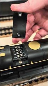 Lionel Commodore Vanderbilt - How to open the access hatch #lioneltrains #oscale #modeltrains