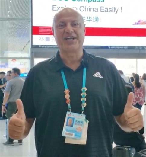 From Urban Legend to Real-Life Crush: How the Canton Fair Went from Myth to Must-Visit. Overseas buyers pre-registration has started. Click and complete it: https://buyer-h5.cantonfair.org.cn/register/buyer/email?source_type=01&source_detail_code=vlog #CantonFairVlogger | 廣交會