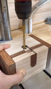 How to Accurately Install Pin Hinges and Embed Magnets in a Box #woodworking #diy | B-Star Crafts