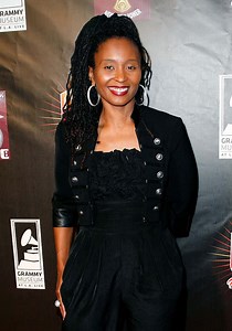 Dee Barnes, Hip-Hop Pioneer Announces Homelessness   Creates GoFundMe [PHOTOS]