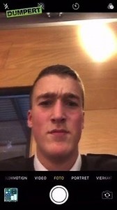 Nieuwe donkere modus op iPhone, heel handig! | dumpert.nl