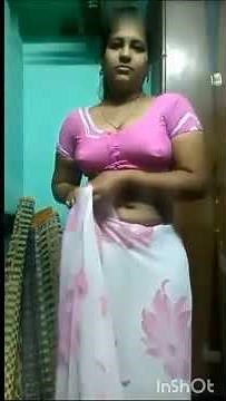 Aunty changing dress 👗👗🥻 // #viral #auntychangdress ...