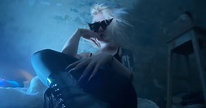 Fresh Release: Totally Nothin vydal nový single, Arleta hned dva