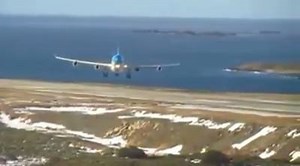 Here is an Aerolineas Argentinas A340-300 making a difficult crosswind landing at Ushuaia Airport. @crew.room | crewroom