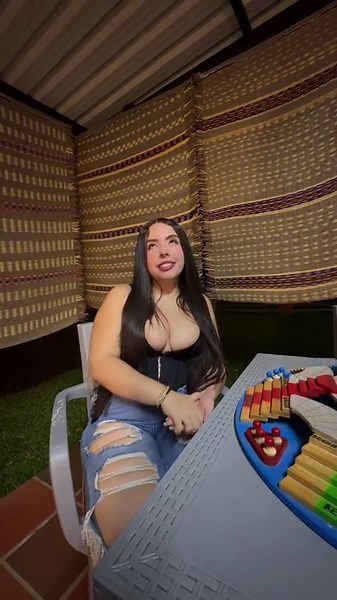 Know a sexy busty Latina, we bet and end up having amazing sex (PREV) - Felipe Skull