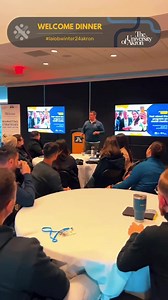 Ontem demos as boas-vindas aos alunos de Innovative Project Management e Marketing Strategies & Innovation, que chegaram para os programas executivos do LAIOB em parceria com a The University of Akron! Para dar início a jornada de aprendizado, preparamos um Welcome Dinner onde os alunos receberam informações complementares sobre a experiência, puderam se conhecer melhor e se preparar para o primeiro dia de aula hoje. Nós desejamos às novas turma uma excelente experiência e que aproveitem ao máxi