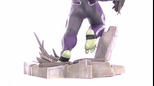 Marvel Gallery: Avengers Endgame Tracksuit Hulk PVC Figure