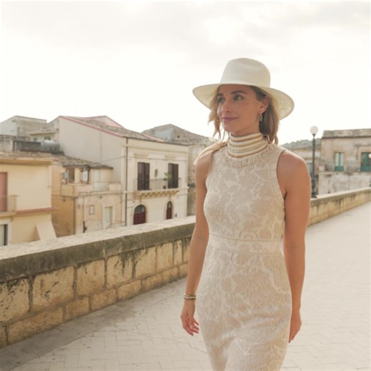 We're simply swooning 😍over our NEW collection of dresses -- filled with styles that are specifically designed to look good AND feel good when you're wearing them. ​​​​​​​​ ​​​​​​​​ #PeruvianConnectionSpring2023 #artisanapparel #fornomadsandromantics #femaleowned #femalefounded #girlpower #letshearitforthegirls #springforward #springisintheair #springstyle #springinyourstep #springtime #dresses #letsgetdressed #bestdressed #maxidress #mididress #minidress #originalprint #dresseswithpockets #jac