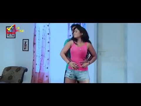 Khesari lal enjoying in boob press of shubhi sharma || hot boobs ||