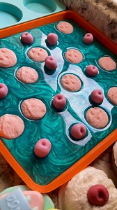 5.1K views · 56 reactions | Another cute wax melt bark today!  #artprocess #wax #satisfying | The Starlit Corner | Facebook