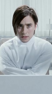 Who has seen Mr. Nobody and wants to hear about the process of transforming into a 118 year old man? 👴🏻 Video Credit: @fineleto | Jared Leto