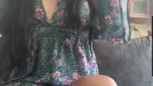 Periscope girl no panties