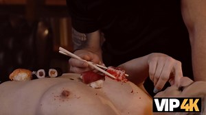 VIP4K。寿司荡妇。与布列塔尼巴多特发生性关系