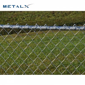 [Hot Item] Galvanized Chain Link Fence with Barbed Wire