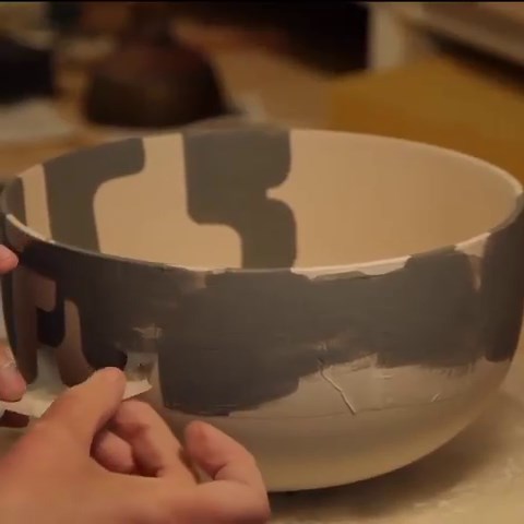 33K views · 468 reactions | How to make a coiled & pinched bowl ❤️ ••• Follow @pinched_pottery for more! | The Ceramic School | Facebook