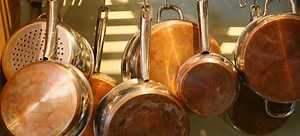 Kitchen Pot Racks: Mounted or Hanging? | DoItYourself.com