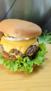 The double cheese you need! 📣👇 Coming soon to Pomona! @henandheiferpomona #customburgers ieatburgers.com ☝️Skip the line order online! (Link in bio). Place your orders online and use our pick-up window! #easypeasy 🚫Meat tubes🚫 ✋🔪 🐄 🍔 ❤️🥓 " Voted best burger" 🏆2022🏆 🏆2011-2020 Burger champ🏆 #whatsinyourburger #burgers #artisan #bacon #cheeseburgers #foodporn #burger #macncheese #hamburger #groundfreshdaily #beef #foodporn #handcrafted #melted #cheese #votedthebest #Victorville #Hesper