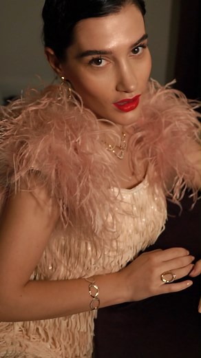 Jolie collection: polvere di diamanti, argento e forme sinuose.✨ . . . #rebeccagioeilli #madeinitaly #joliecollection | Rebecca gioielli