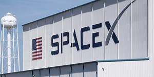 Watch SpaceX Starhopper Successfully Pass Final Test