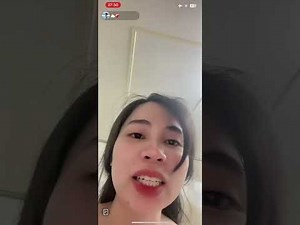 Sexy Girl No Bra Downblouse