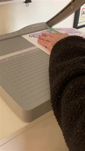 November postcards for Patrons have been dispatched! Join my P🦃treon at the postcard level if you would like to receive a signed postcard in the mail each month. I am grateful for you 🙏🏻 #postcard #postcards #postcardart #comic #comics #webcomic #webcomics #comicart #berkeleymews | Berkeley Mews