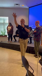 Bo Taylor from Dadiwonisi demonstrates a TPR approach to the 10 person forms. | Cherokee Language Program at Western Carolina University