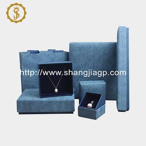 [Hot Item] Wholesale Boxes Surpplies Texture Blue Rectangle Velvet Luxury Jewelry Box Lid and Base