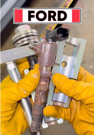 How to Safely Remove a Stuck Injector on Ford EcoBlue