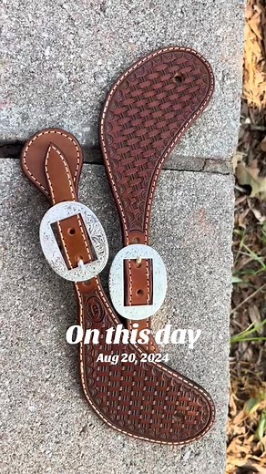 #spurs #spurstraps #cowboy #rodeo #bulls #broncs | Clark Leather Kreations