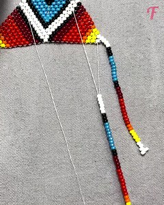 Artist creates beautiful, colorful beadwork earrings. | Fabiosa Digest