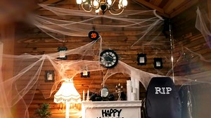 Liliful Halloween Cemetery Pop up Coffin with Lid, 60 Inch Collapsible Coffin Prop Life Size, Scary Fake Coffin Fabric Coffin for Graveyard, Halloween Indoor Outdoor Decoration, Lawn, Party, House