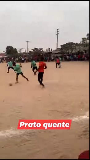 124K views · 2.1K reactions | Futebol de rua Angola #futebolfreestyleangola #driblesderua #dribleshumilhantes #futebol #PREMIERBET #freestyle | António tati | Facebook