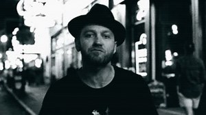 Lights Shine Bright (feat. Hollyn) by TobyMac on Apple Music