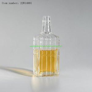 [Hot Item] Wholesale 120ml 140ml Mini Small Liquor Vodka Whiskey Square Glass Bottles