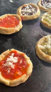 4.4M views · 44K reactions | Sopesitos #shorts #video #music #paratii #tik #paratii #foodlover #foodporn #tik_tok #foodies #paratiiiiiiiiiiiiiiiiiiiiiiiiiiiiiii #viral_video #latina #tiktoker #paratiiiiiiiiiiiiiiiiiiiiiiiiiiiiiiiiii #CapCut #championsleague #viral #reels #mexico #food #reelsfbシ #amazing #comida #tiktokviral #mexicantiktok #tacostacostacos #videoviral #vairal #tacos | Viral Foodie MX | Facebook