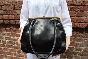 Black Leather Kiss Lock Shoulder Bag - Vintage Style Top Clip Handbag, 'perpetua' - Etsy