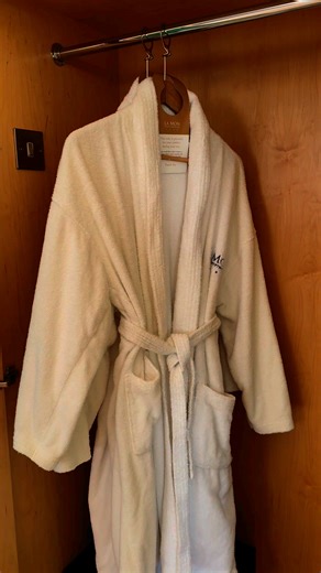 Let us make your Valentine's Day dreams come true this season 💖 Delve into luxury this Valentine’s, whether you’re spoiling your other half or celebrating with your best friend! ✨ From romantic dinners to relaxing Country Club experiences, we’ve got everything to make your day unforgettable. Come visit us for the ultimate celebration of love and friendship! 💕 Click on Learn More to discover our offers👇 | La Mon Hotel & Country Club