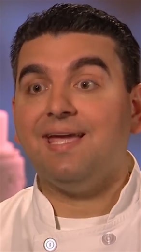 An egg-cellent cake ➡️ a frosting fiasco 🐣❌ #CakeBoss | Food Network UK