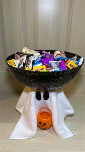 Cute Ghost Halloween Candy Bowl Dollar Tree DIY #halloweendiy #dollartreediy #CraftyBeach | Crafty Beach